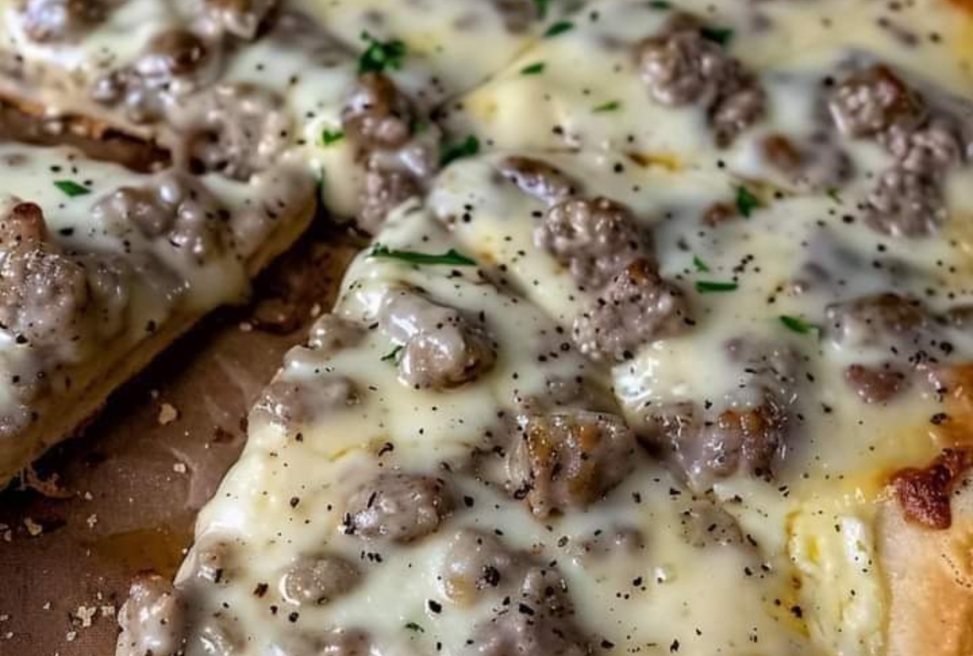 Biscuits and Sausage Gravy Breakfast Pizza